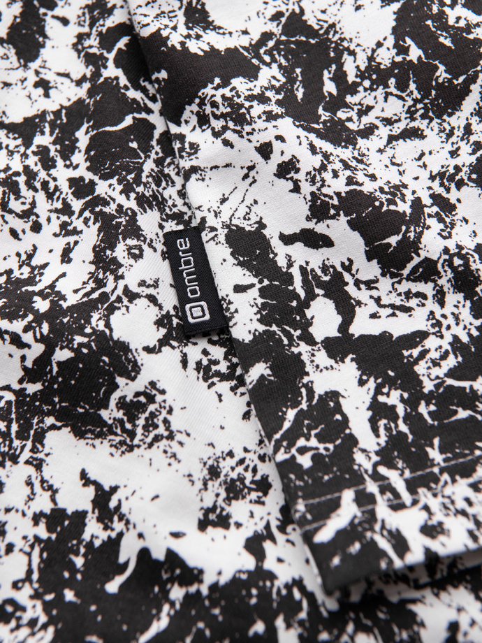 Męska wzorzysta bawełniana koszulka z krótkim rękawem – biało-czarna V2 OM-TSFP-0223