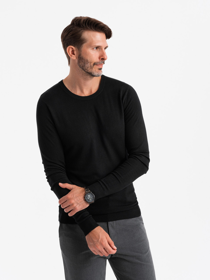 Classic men's sweater with round neckline - black V2 OM-SWBS-0106