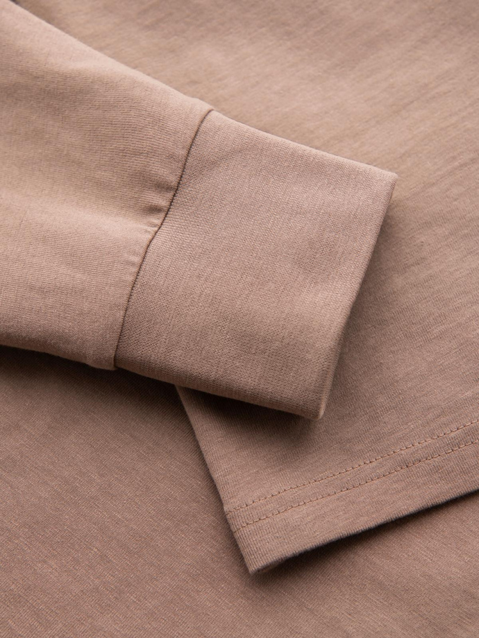 Longsleeve bawełniany męski z dekoltem U w paski i haftem – brązowy V6 OM-LSCL-0128