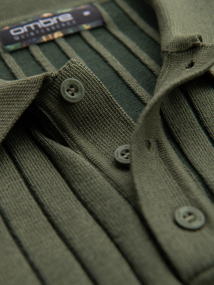 Męska koszulka polo z wiskozą SLIM FIT w pionowy prążek – oliwkowa V4 OM-POSS-0143
