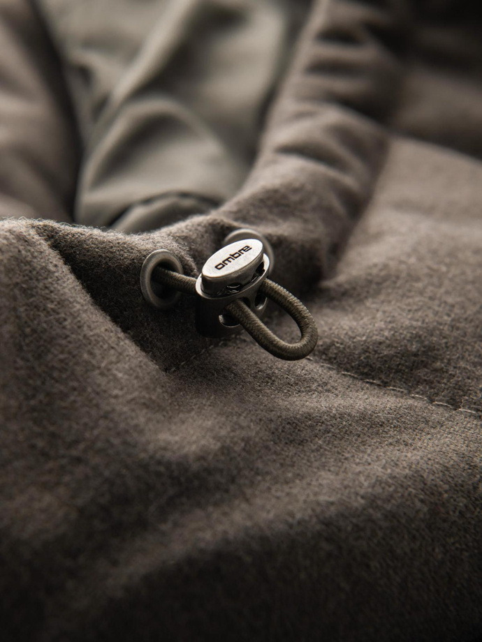 Długa ciepła męska kurtka typu parka z wełną – ciemnooliwkowy melanż V4 OM-JALJ-0217