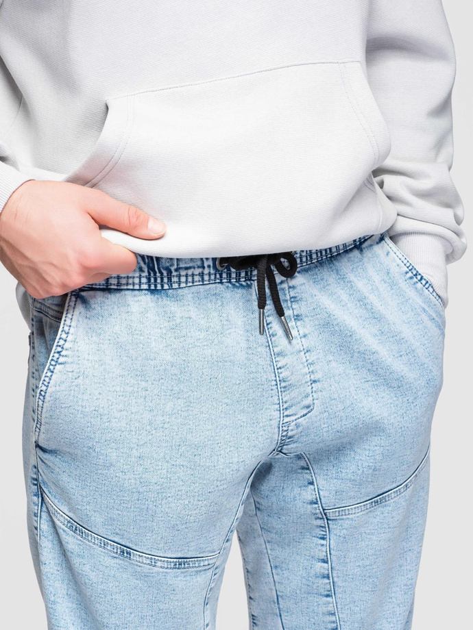 Men's short denim shorts with decorative stitching - light blue V2 OM-SRDS-0135