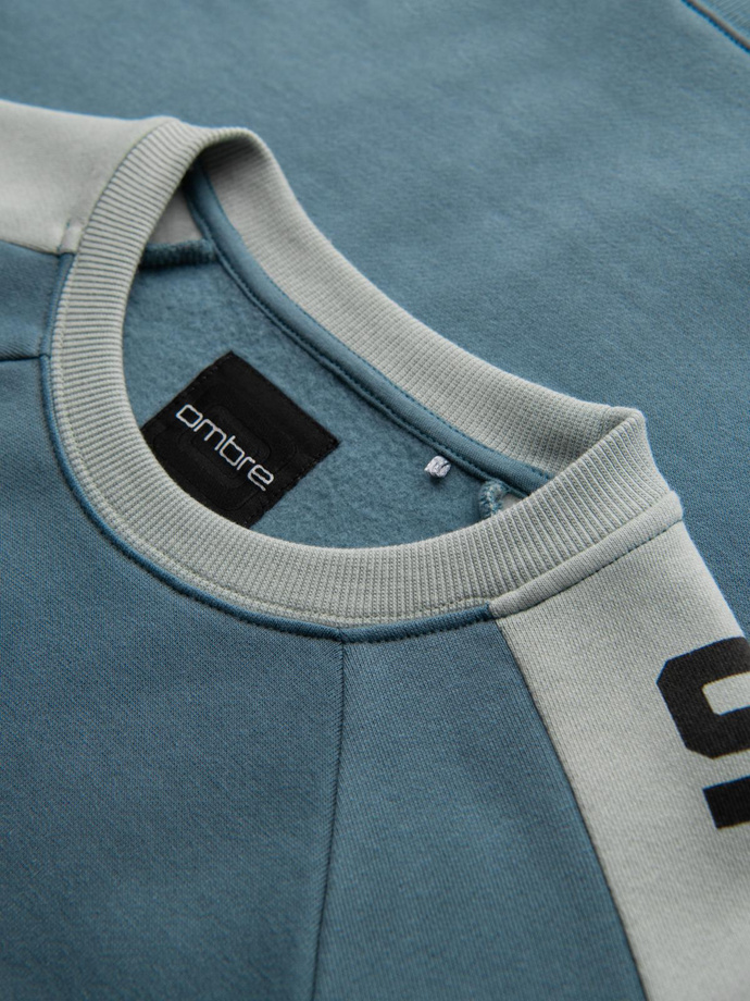 Men's sweatshirt with contrasting stripes and raglan sleeves - bleached turquoise V4 OM-SSNZ-0200