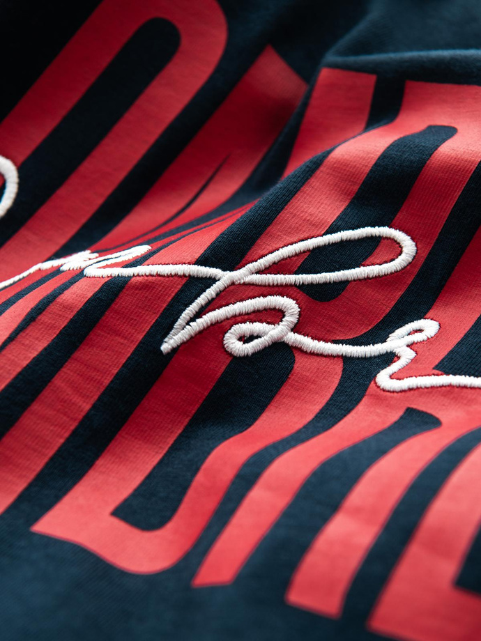 Bawełniana męska koszulka z podwójnym logotypem – granatowa V3 OM-TSPT-0210