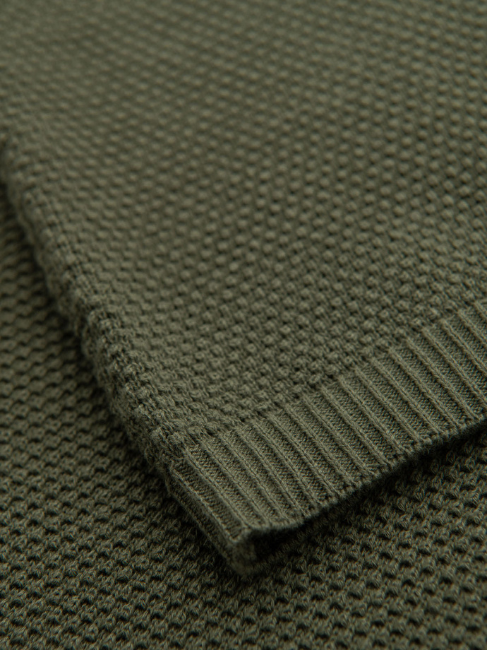 Dzianinowa koszulka męska z delikatną drobną strukturą -   oliwkowa V5 OM-TSCT-0244