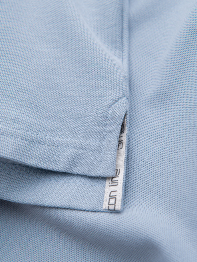Jednokolorowa koszulka polo męska BASIC z dzianiny pique - niebieski denim V17 OM-POBS-0100
