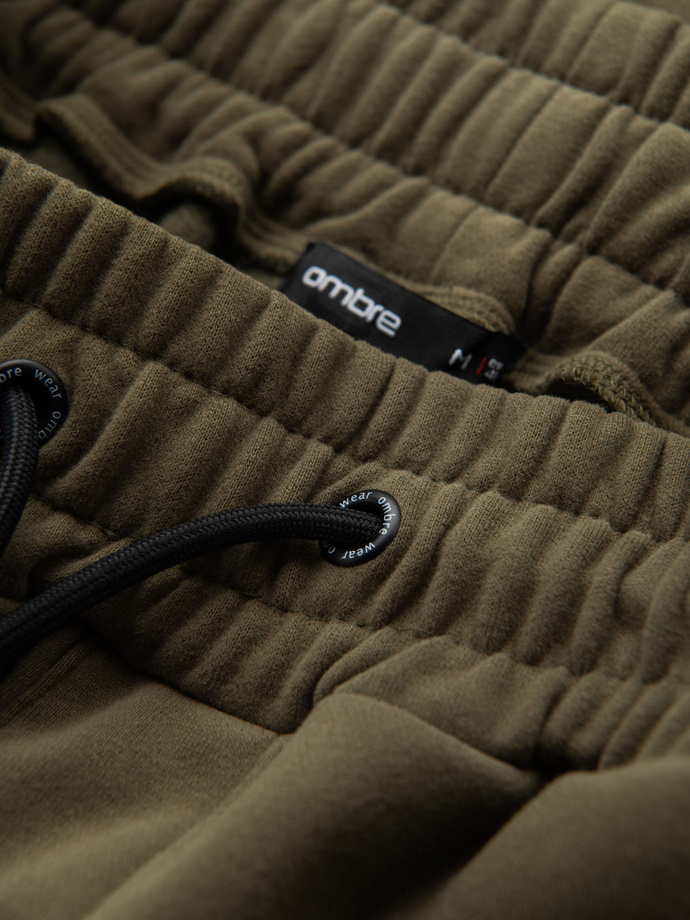 Fitted men's printed short sweat shorts - olive V4 OM-SRSK-0138