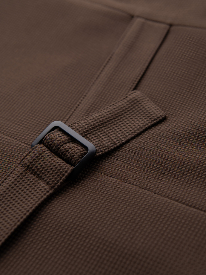 Fitted men's structured knit vest with lapels - brown V2 OM-BLZV-0144