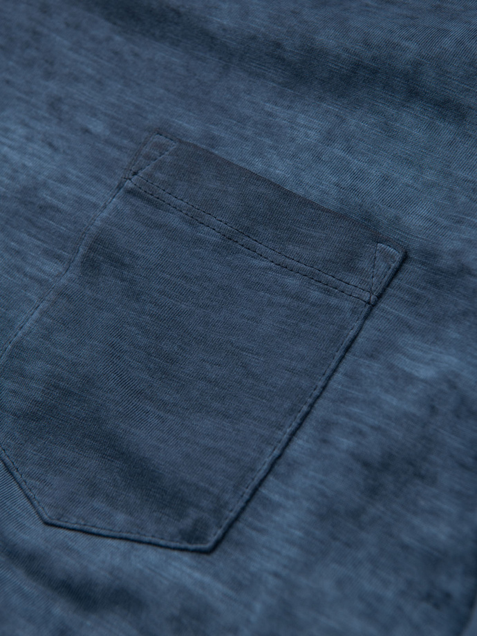 Bawełniany męski t-shirt V-neck z dzianiny z efektem sprania - granatowy V7 OM-TSWT-0242