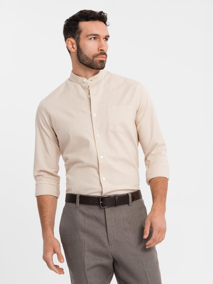 Koszula męska lniana ze stójką i kieszenią REGULAR FIT – kremowa V3 OM-SHCS-0161