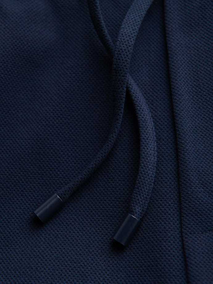 Spodnie męskie z dzianiny pique z regulacją w pasie – granatowe V1 OM-PACP-0283