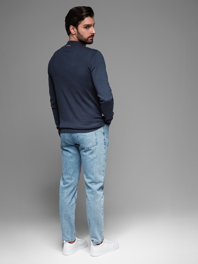 Sweter męski z wiskozą i rozpinanym dekoltem – granatowy V4 OM-SWZS-0124