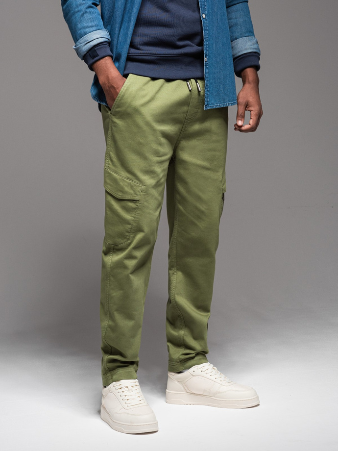 Men's knit joggers with cargo pockets - olive V3 OM-PAJO-0199