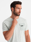 Bawełniany męski t-shirt z literowym printem i kieszonką – żółto-zielony V4 OM-TSFP-0188