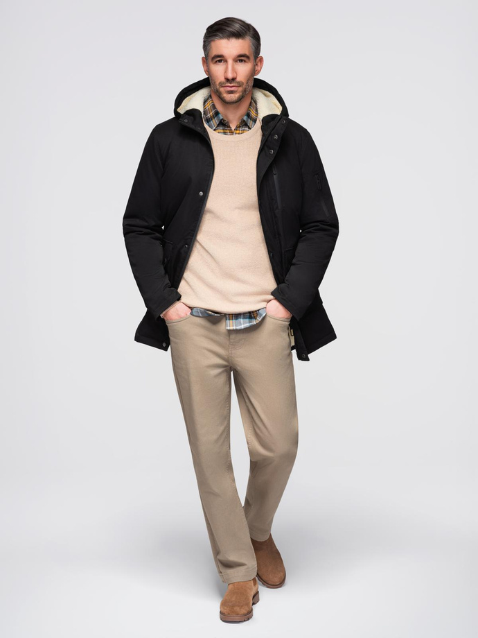 Długa kurtka męska parka z kożuszkiem – czarna V4 OM-JAPJ-0316