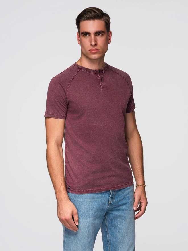 Men's T-shirt with wash effect and buttons at neckline - burgundy V3 OM-TSWT-0150