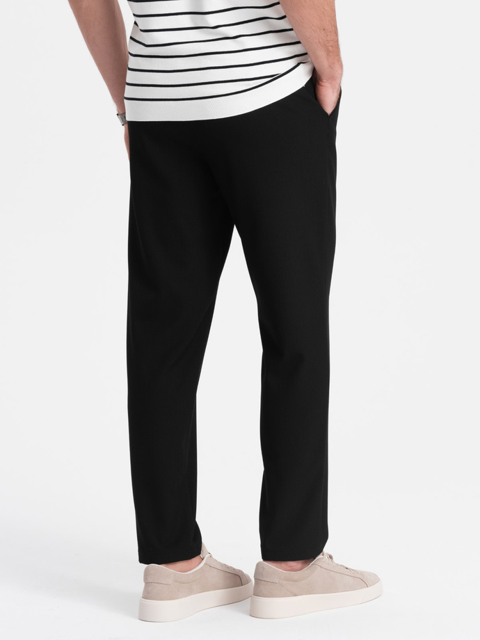 Męskie spodnie chino z gumką w pasie SLIM FIT - czarne V3 OM-PACP-0158