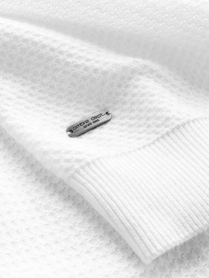 Sweter męski RELAXED FIT z dzianiny o diamentowym splocie – złamana biel V1 OM-SWSW-0110