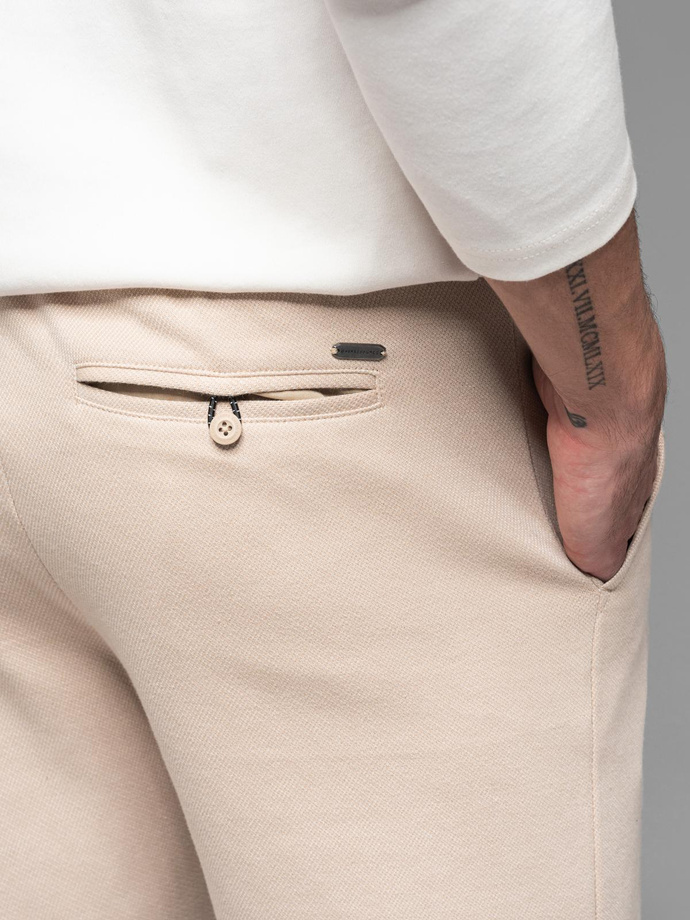 Casualowe szorty męskie SLIM FIT z dzianiny żakardowej – beżowe V2 OM-SRCS-0168