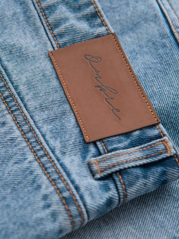 Krótkie męskie spodenki jeansowe z przetarciami i dziurami – jasnoniebieskie V2 OM-SRDS-0157