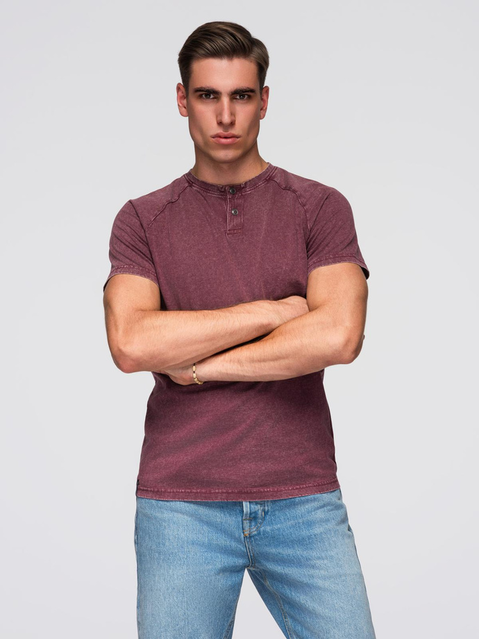 Men's T-shirt with wash effect and buttons at neckline - burgundy V3 OM-TSWT-0150