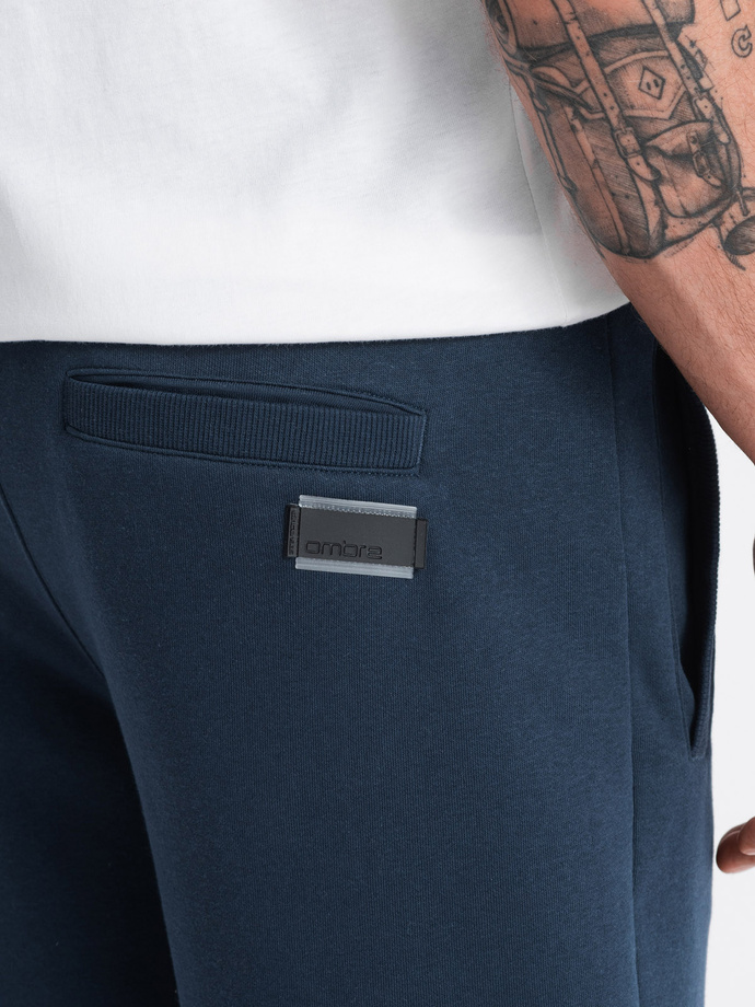 Men's pre-knee BASIC sweat shorts - navy blue V1 OM-SRBS-0149