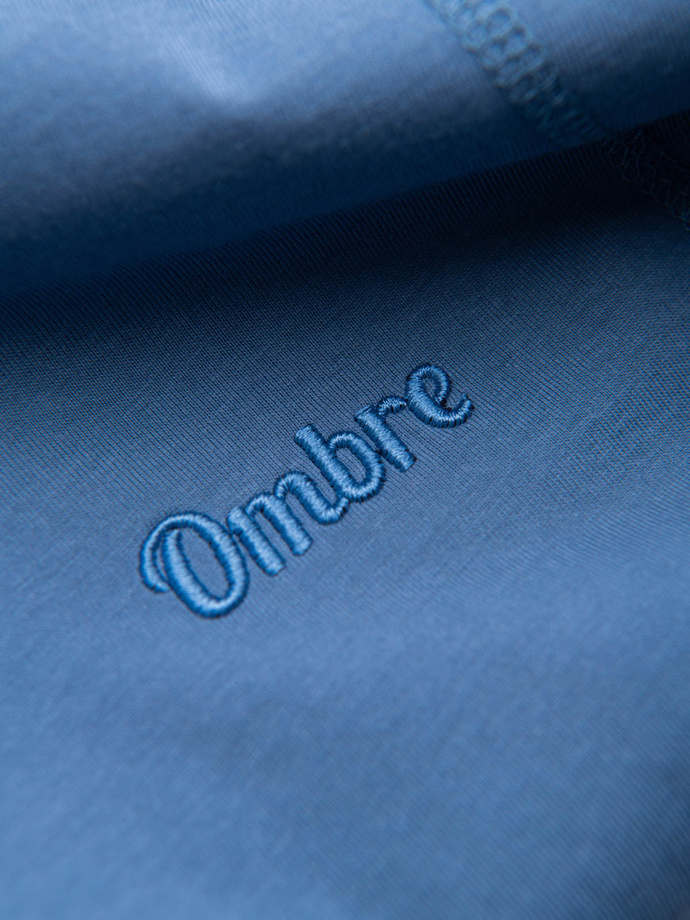 Męska koszulka bawełniana z delikatnym haftem – ciemnoniebieska V6 OM-TSCT-0170