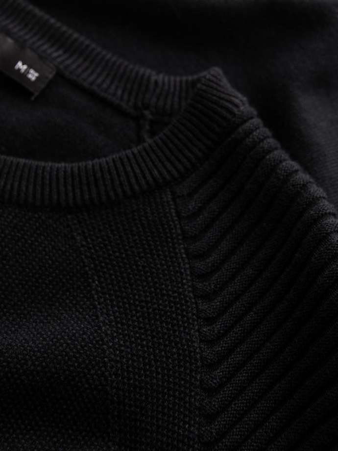 Męski sweter raglan z prążkowanymi rękawami – czarny V2 OM-SWSW-0144