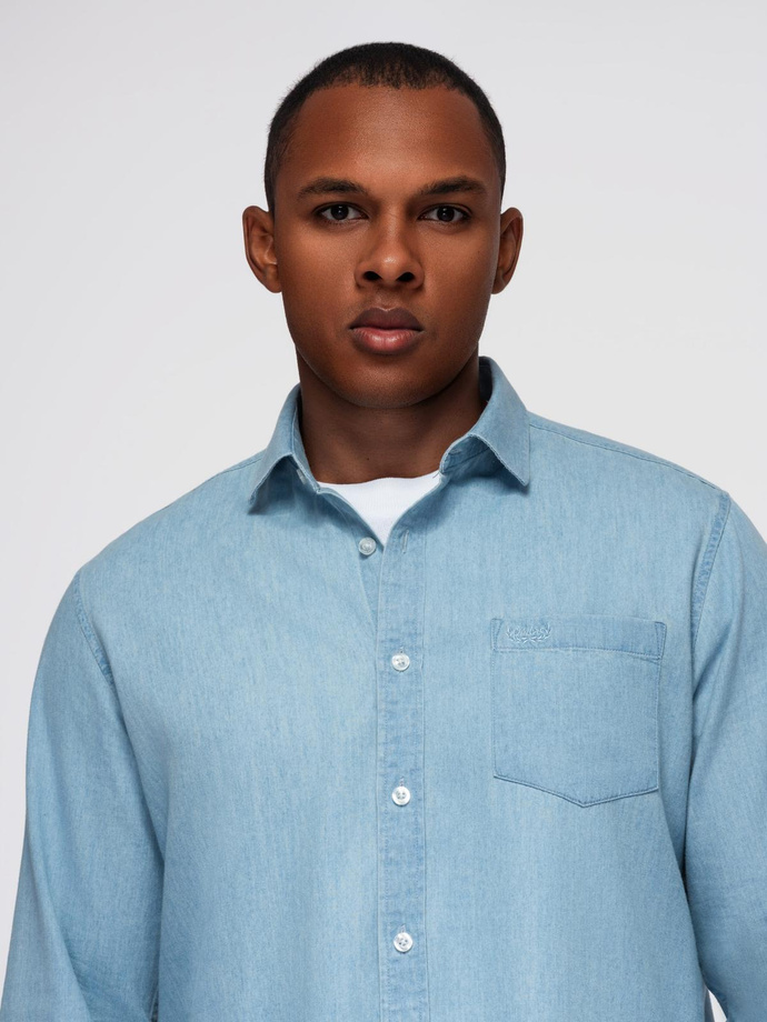Men's denim shirt with embroidered pocket - light blue V1 OM-SHDS-0181