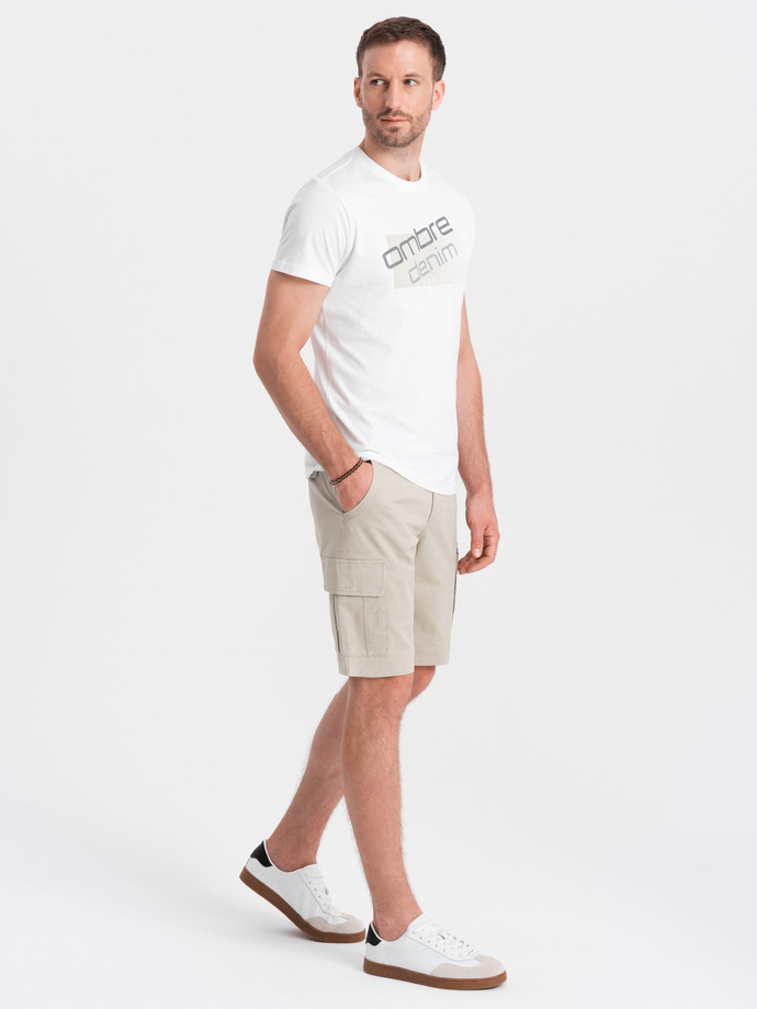 Men's monochromatic shorts with cargo pockets - beige V3 OM-SRCG-0133