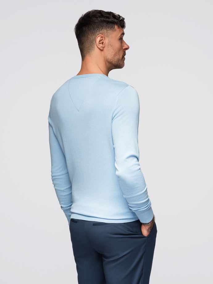 Elegant men's sweater with a v-neck - light blue V10 OM-SWBS-0107