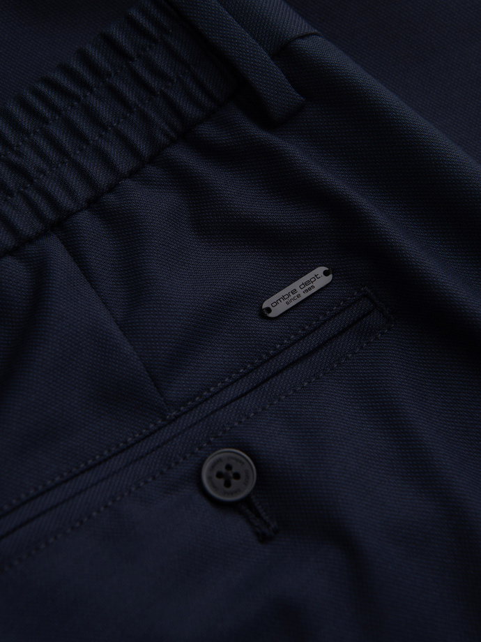 Męskie spodnie chino z gumką w pasie SLIM FIT - granatowe V3 OM-PACP-0157