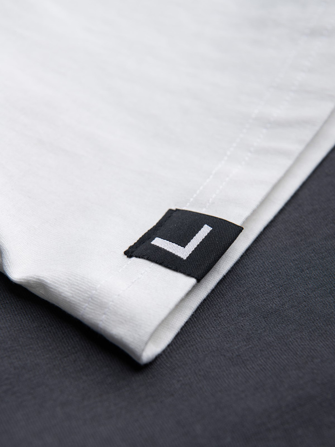 T-shirt męski bawełniany trójkolorowy z logo - grafitowo-oliwkowy V9 S1747