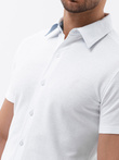 Dzianinowa męska koszula slim fit z krótkim rękawem i kołnierzykiem – biała V1 OM-SHSS-0100