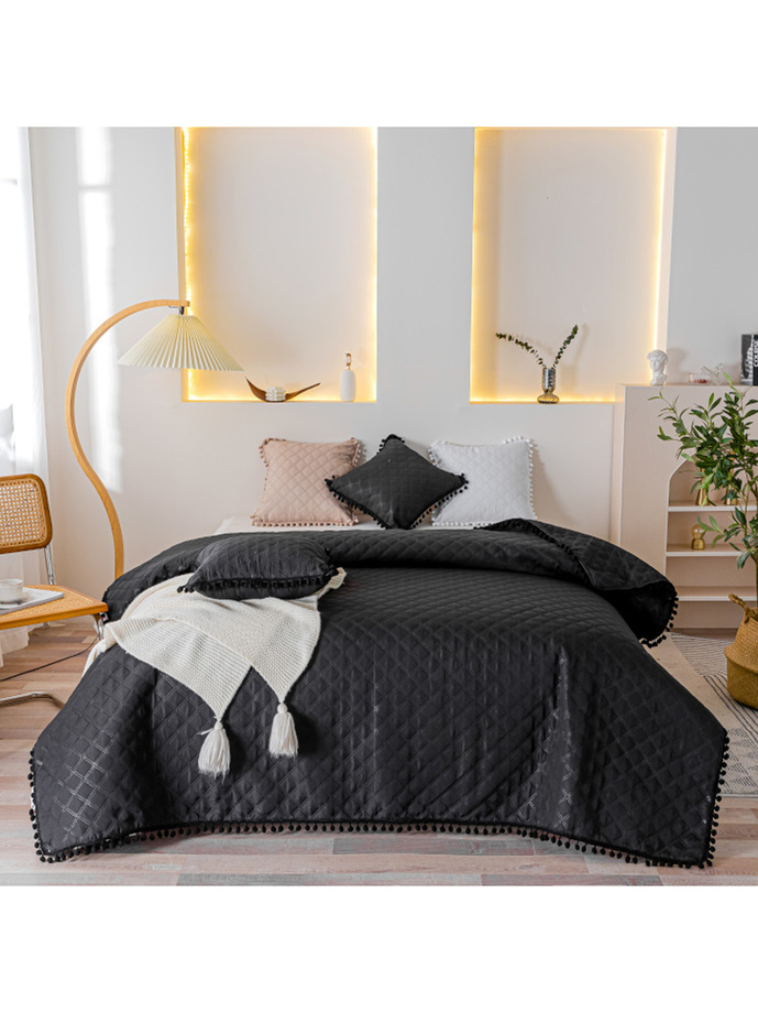 Quilted bedspread Pompoo A735 - black