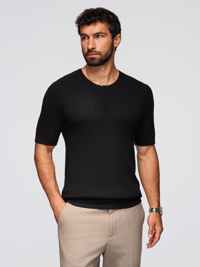 Men's knitted T-shirt with buttons at neckline - black V2 OM-TSCT-0254