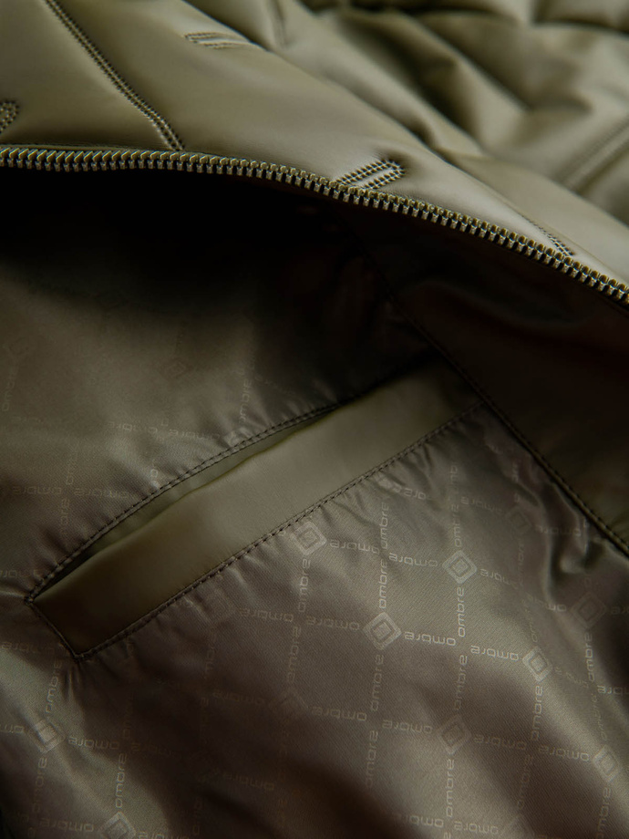 Kurtka męska bomberka z tłoczonym wzorem – oliwkowa V2 OM-JALP-0196