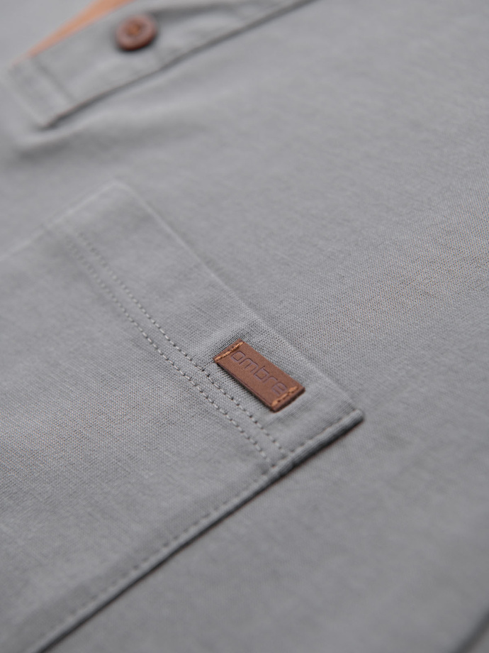 Men's t-shirt with button neckline and suede trim - grey V3 OM-TSCT-0206