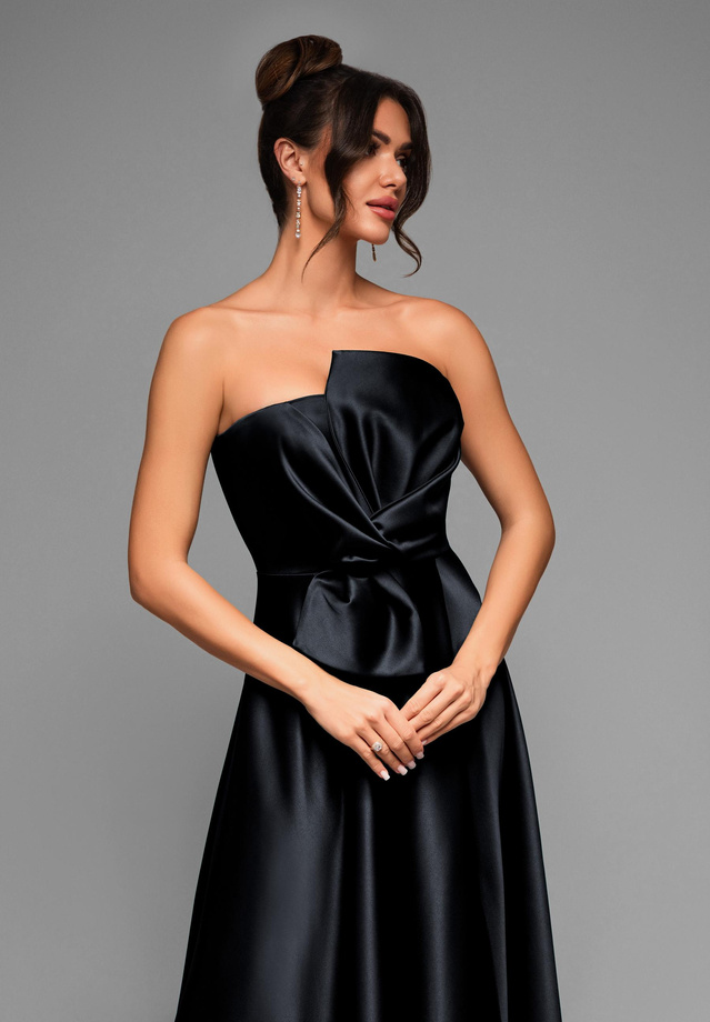 Evening dress LA-OM-DLR004 Regular Fit black