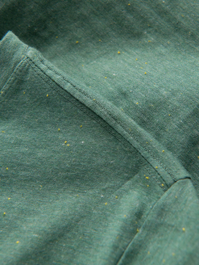 T-shirt męski z ozdobnym efektem confetti - zielony V4 OM-TSCT-0178
