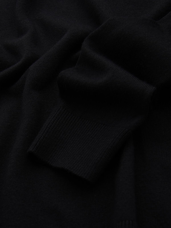Classic men's sweater with round neckline - black V2 OM-SWBS-0106