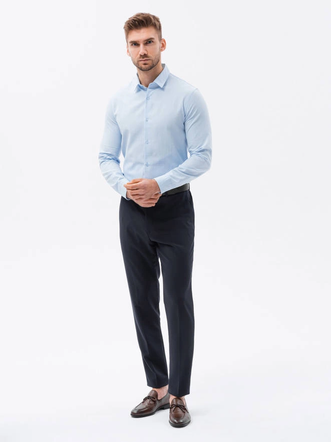 Bawełniana koszula męska z tkaniny w stylu Oxford SLIM FIT - błękitna V8 K642