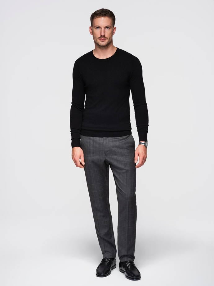 Classic men's sweater with round neckline - black V2 OM-SWBS-0106