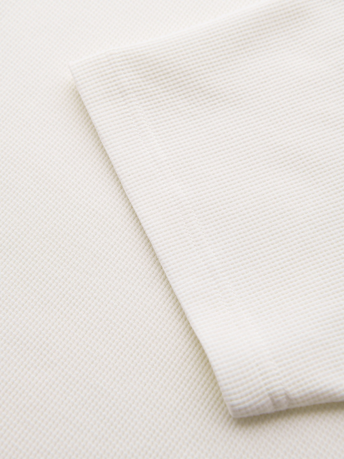 Koszulka męska o waflowej strukturze z okrągłym dekoltem – złamana biel V1 OM-TSCT-0197