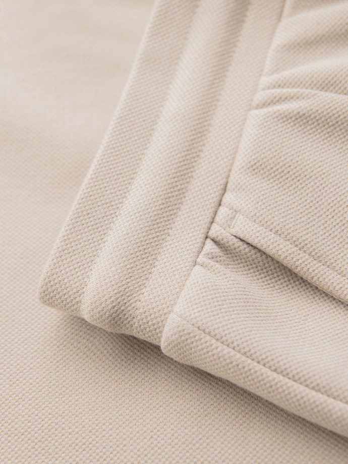 Dzianinowe męskie szorty z podwiniętymi nogawkami –  piaskowe V3 OM-SRCS-0170