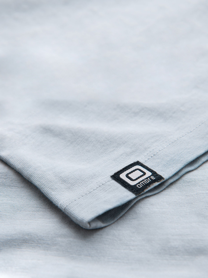 Men's cotton V-neck knit t-shirt with wash effect - grey V8 OM-TSWT-0242