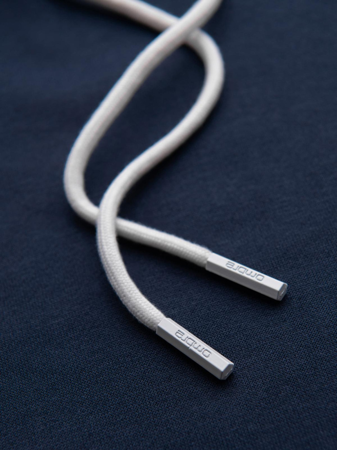 Męska bluza z kontrastowymi przeszyciami i kapturem – granatowa V2 OM-SSNZ-0250