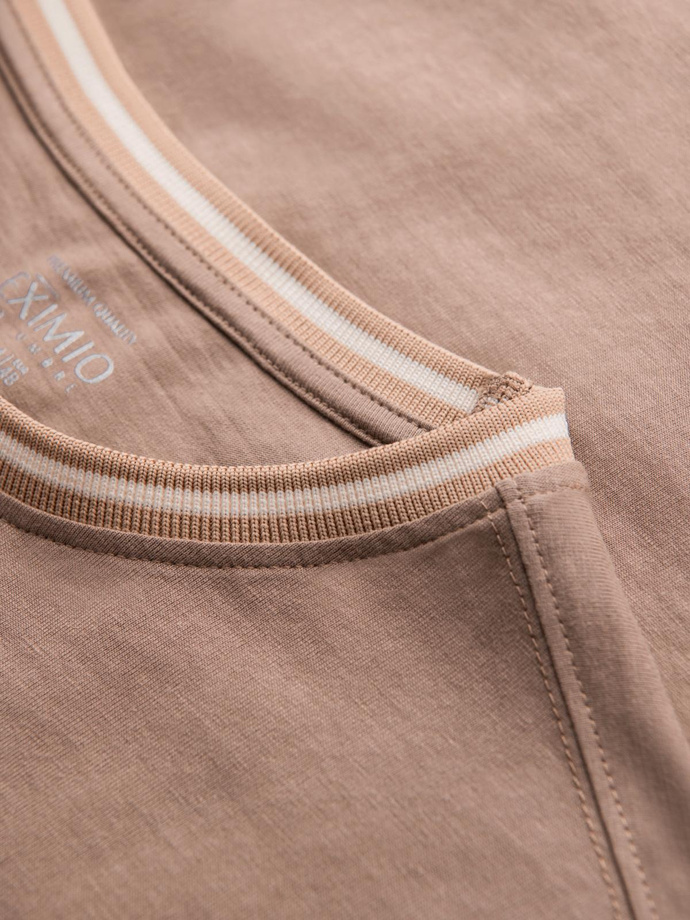 Longsleeve bawełniany męski z dekoltem U w paski i haftem – brązowy V6 OM-LSCL-0128