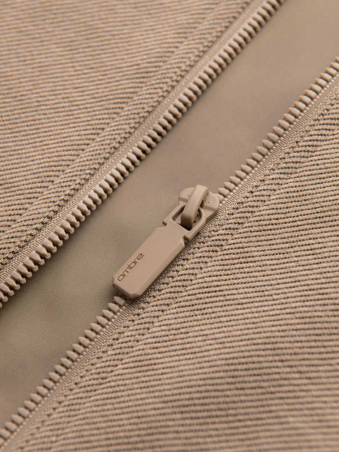 Męska kurtka bomberka z raglanowym rękawem – ciepłobeżowa V2 OM-JANP-0159