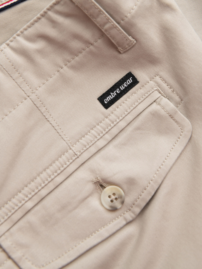 Męskie jednokolorowe szorty z kieszeniami cargo – beżowe V3 OM-SRCG-0133